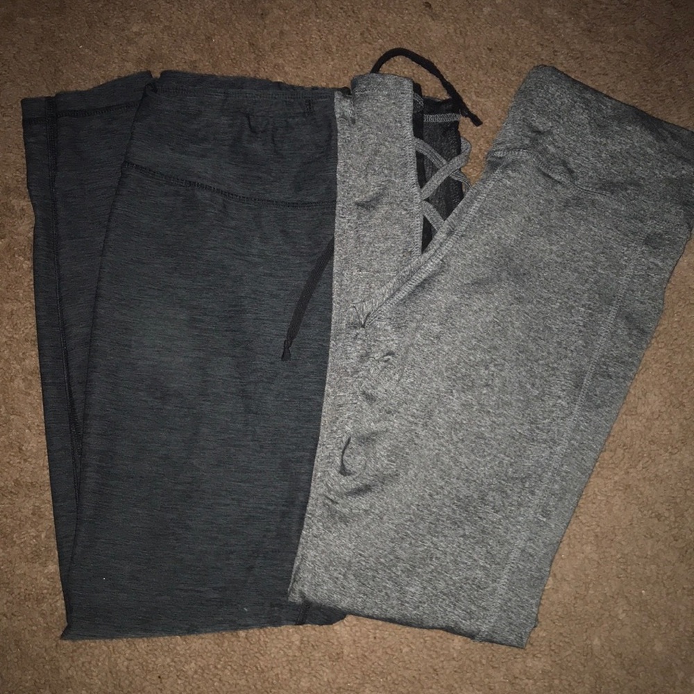2 pairs of leggings M and Large
